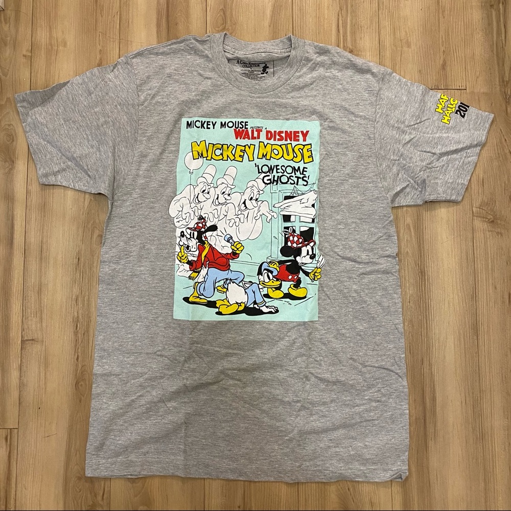 NWOT Cast Exclusive Disney Halloween Graphic Shirt